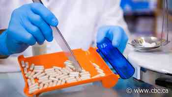 Manitoba pharmacist admits to using drugs at work while 39,000 doses went missing