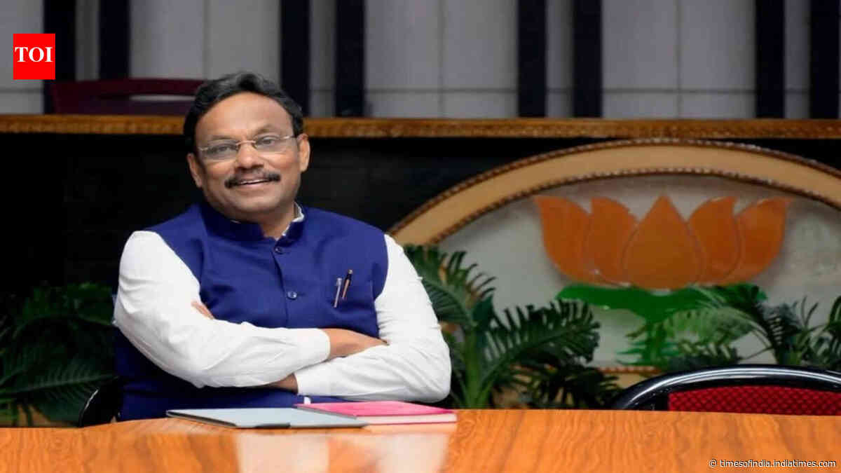 BJP puts Vinod Tawde, who played role in Bihar win, in charge of UP