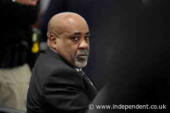 Some Tupac Shakur family members leave court as autopsy photos shown