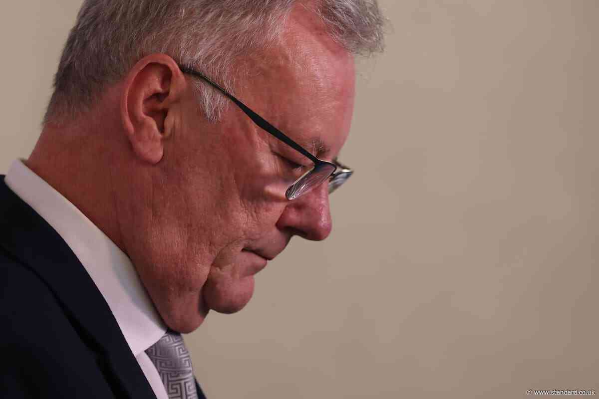 Nesbitt’s ‘regret’ as he resigns as health minister amid row with UUP leader