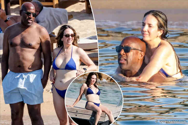 Mike Brown seen with wife in rare photos on luxurious post-Knicks championship vacation