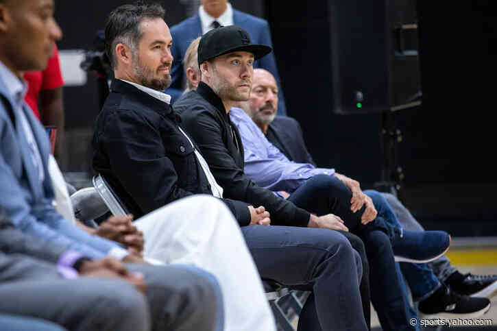 Buss family releases statement rebutting Jeanie, endorses sale of Lakers stake