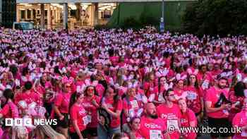 Thousands in tutus raise almost £400,000 for hospice