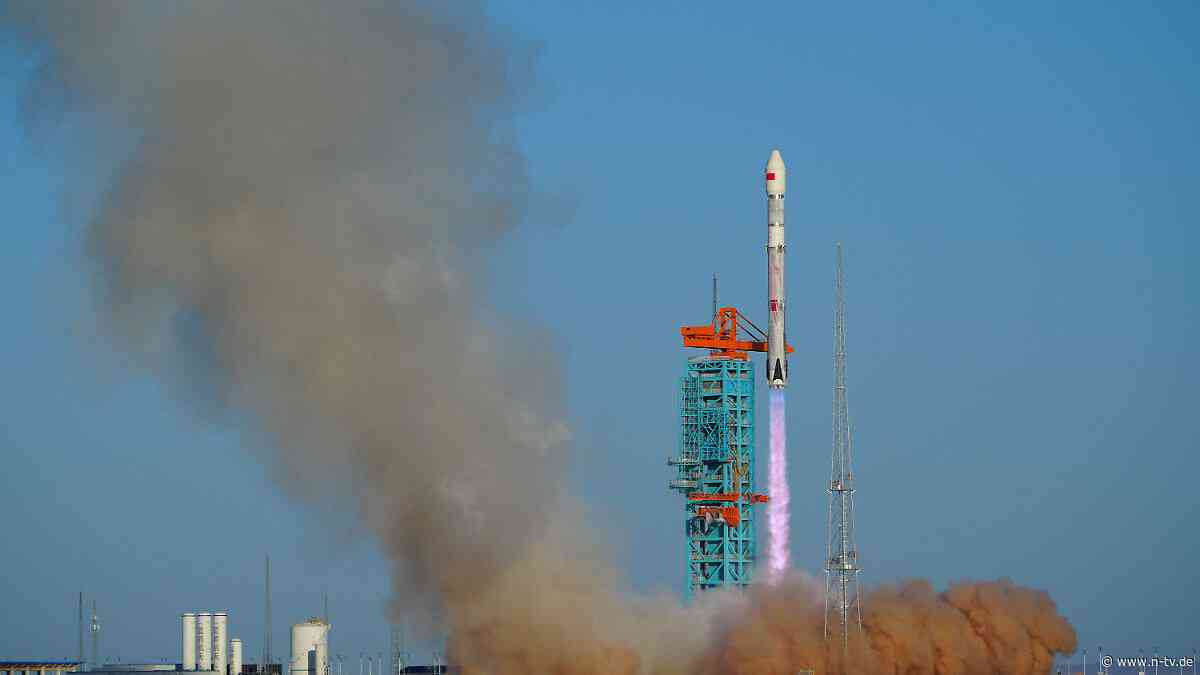 Will zu SpaceX aufschließen: China gelingt senkrechte Raketenlandung auf Beinen