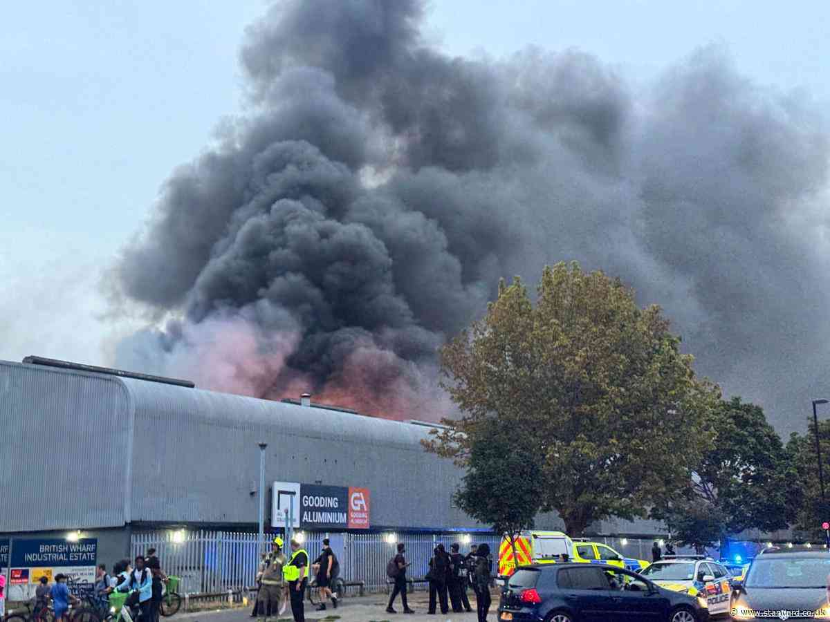 Watch: Around 100 firefighters tackle huge blaze at waste facility in Deptford