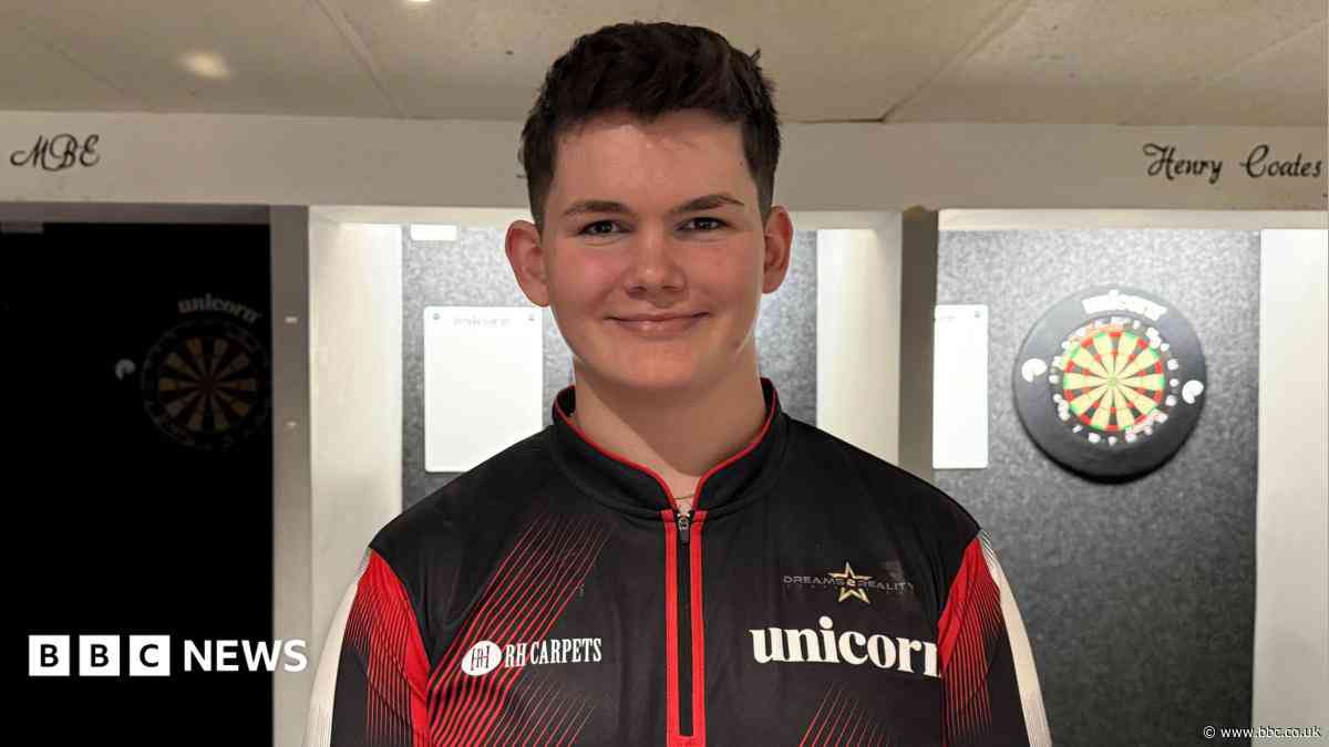 Young darts sensation hits the mark with PDC win