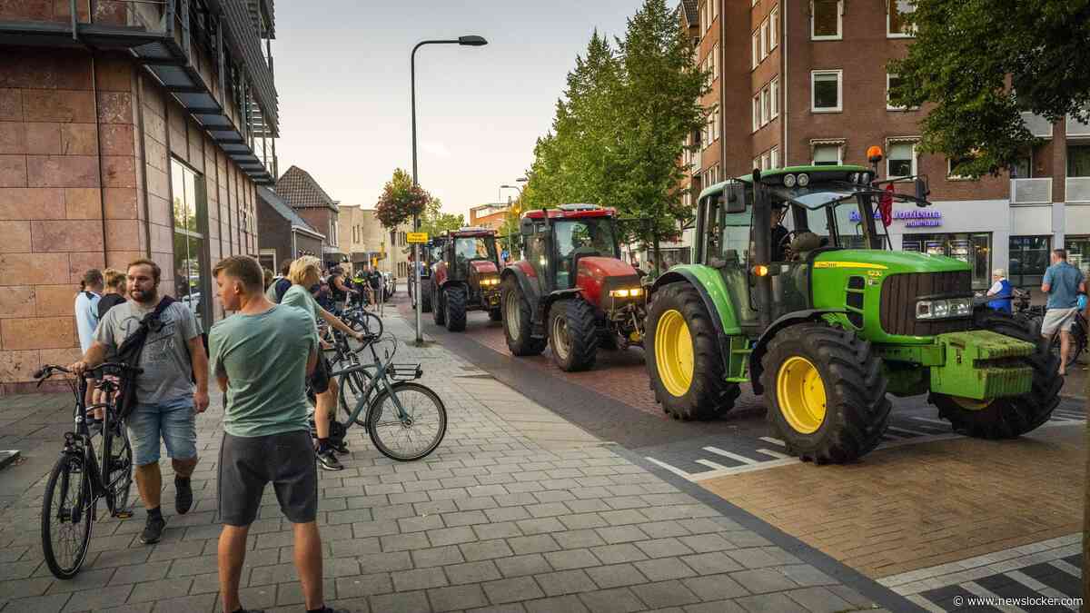 LIVE | Boeren massaal met trekkers weg op voor ’Drentse Stikstofmars’: alle gemeentehuizen kunnen bezoekje verwachten