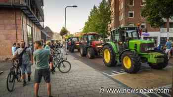 LIVE | Boeren massaal met trekkers weg op voor ’Drentse Stikstofmars’: alle gemeentehuizen kunnen bezoekje verwachten