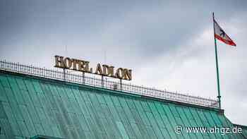 Ururenkel von Hotelgründer: Mit „Mythos Adlon“ gut umgehen