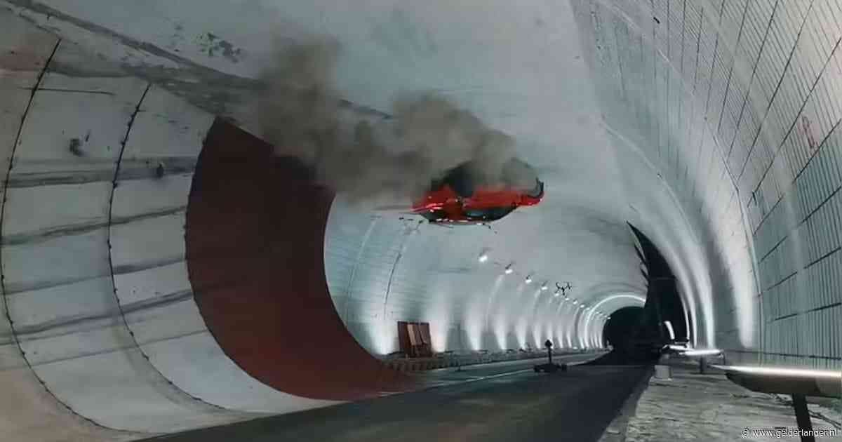 Chinese SUV maakt een looping in tunnel, maar tijdens oefening gaat het mis