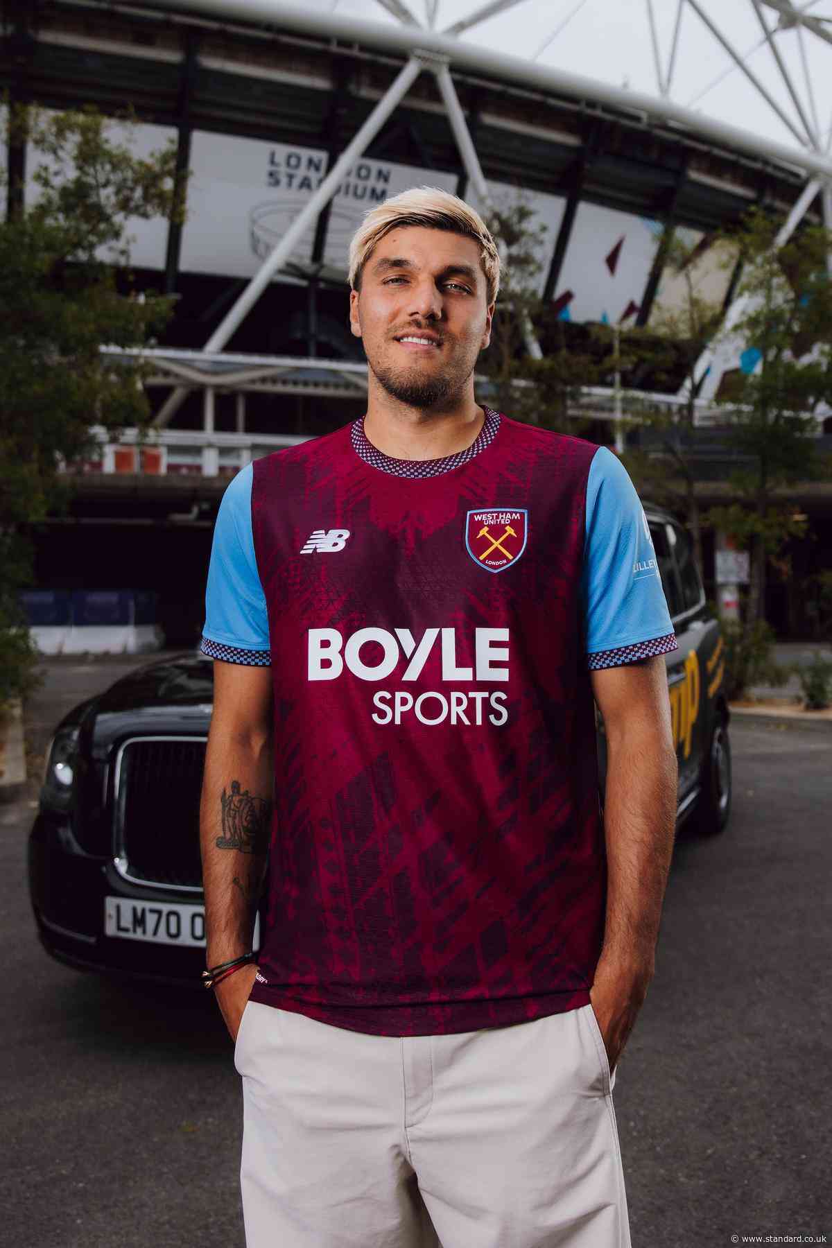 West Ham announce new No9 as striker signing confirmed
