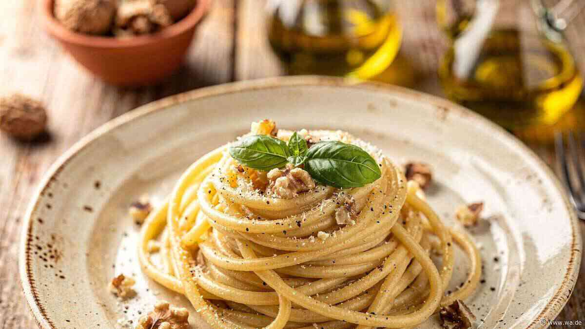 Pasta mit Walnuss-Ricotta-Sauce: So cremig und in nur wenigen Minuten fertig