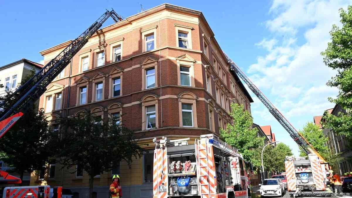 Dachstuhl in Braunschweig brennt zum zweiten Mal innerhalb von vier Wochen