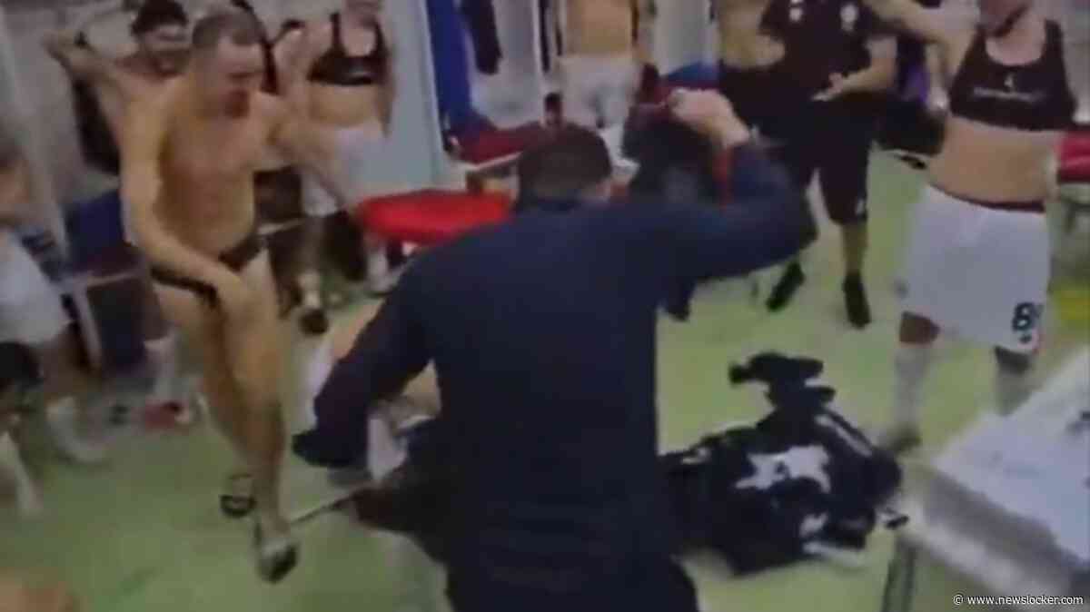 Voorzitter Dinamo Tirana gooit zak geld kleedkamer in en danst met spelers in hun onderbroek na Conference League-succes