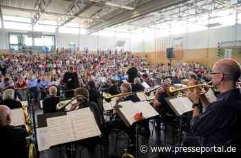 Mit der hr-Bigband ins neue Schuljahr