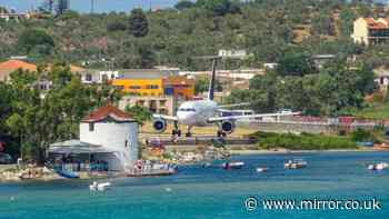 Brits warned as popular Greek holiday photo spot leaves two tourists injured