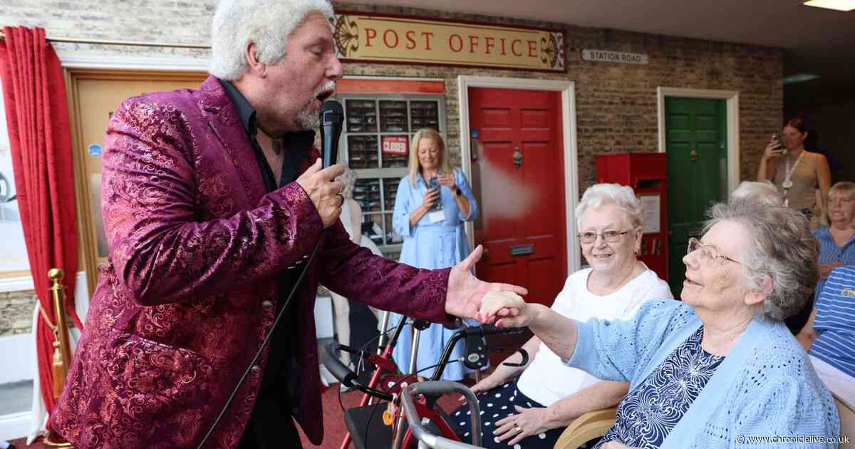 Tom Jones superfan Mary, 81, has wish come true with very special care home performance