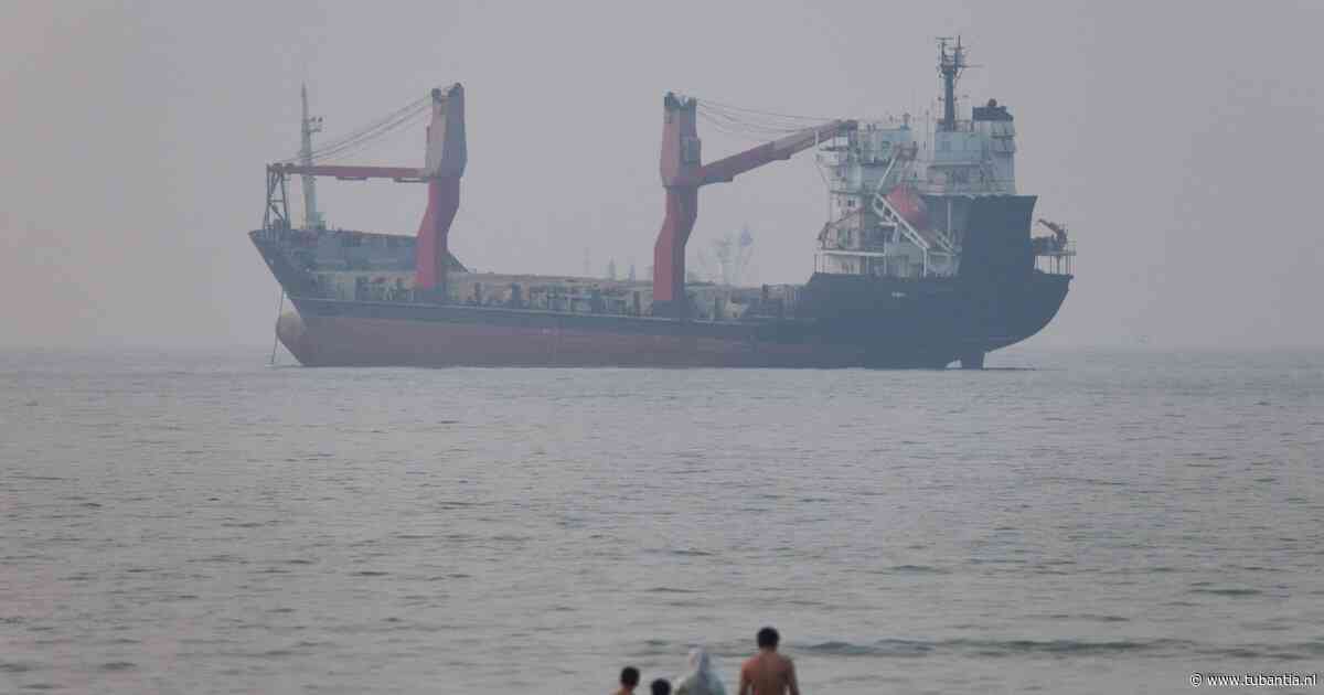 ‘Iran verliest controle over Straat van Hormuz’, schepen hopen op bescherming van Amerikanen