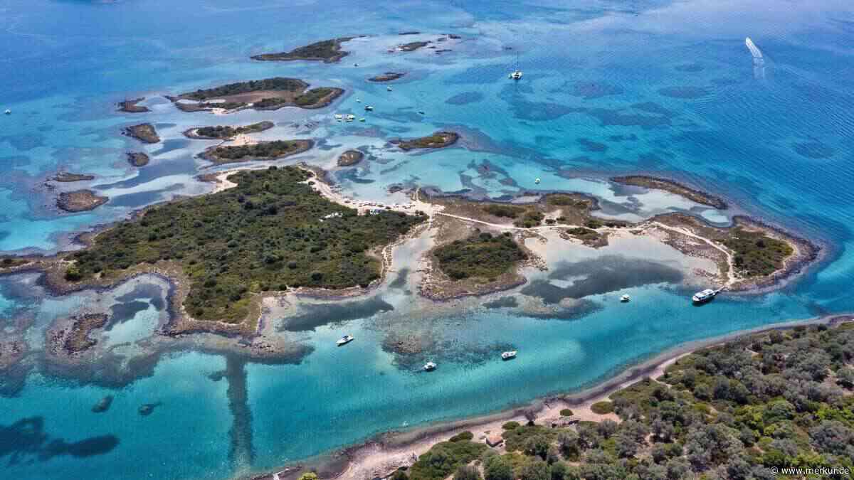 Direkt im Mittelmeer liegt dieses Inselparadies – und wird auch als die Seychellen Europas bezeichnet