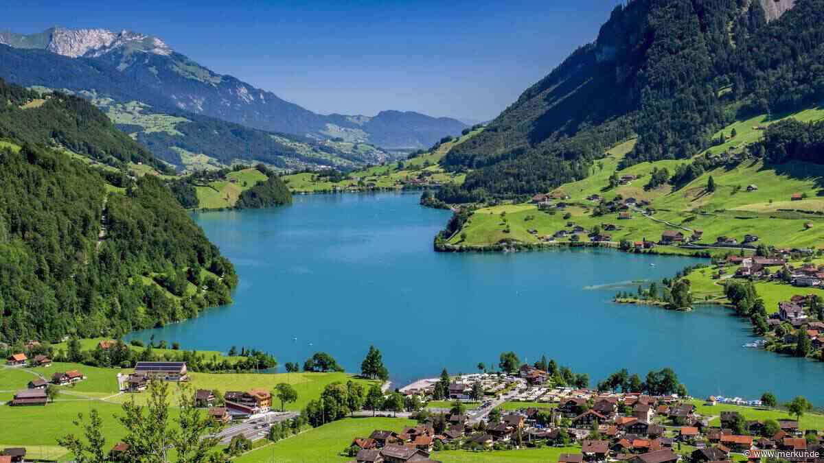 Bunker im Berg: Wie Superreiche ihr Vermögen tief in den Schweizer Alpen verstecken