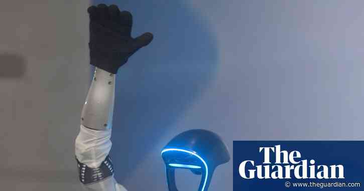 Shares in humanoid robot firm Unitree surge 600% on Chinese stock market debut