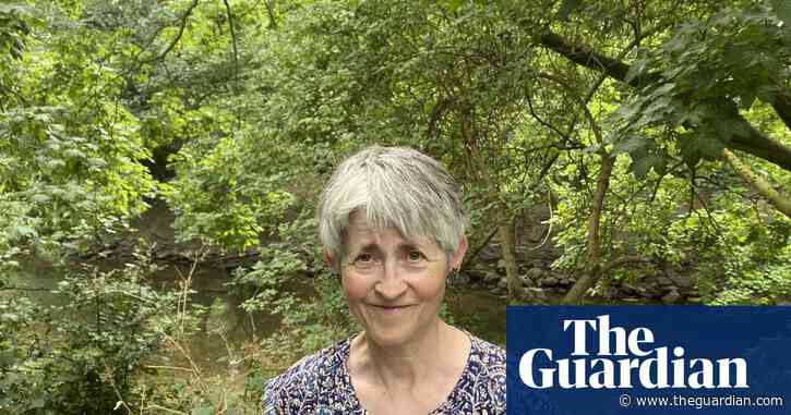 A moment that changed me: my husband died – and birds began behaving strangely towards me