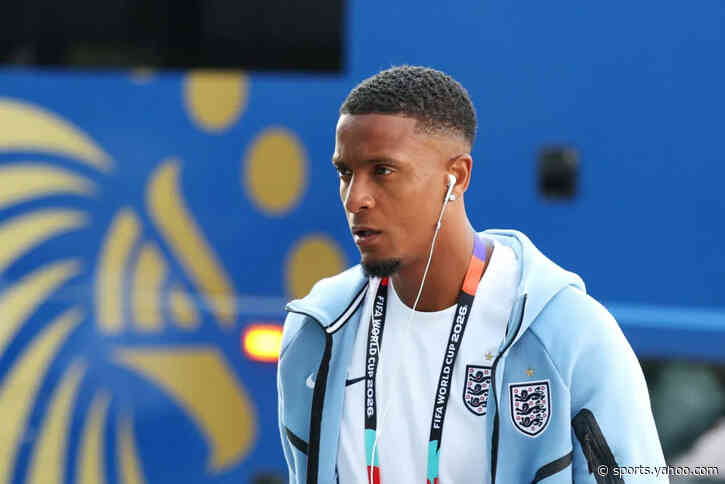 Arsenal close in on Aston Villa signing