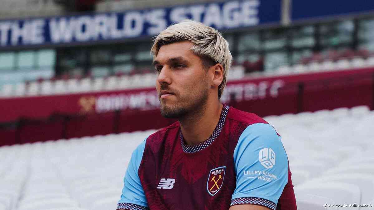 Joel Piroe's Leeds United exit for West Ham gives Swansea City boost