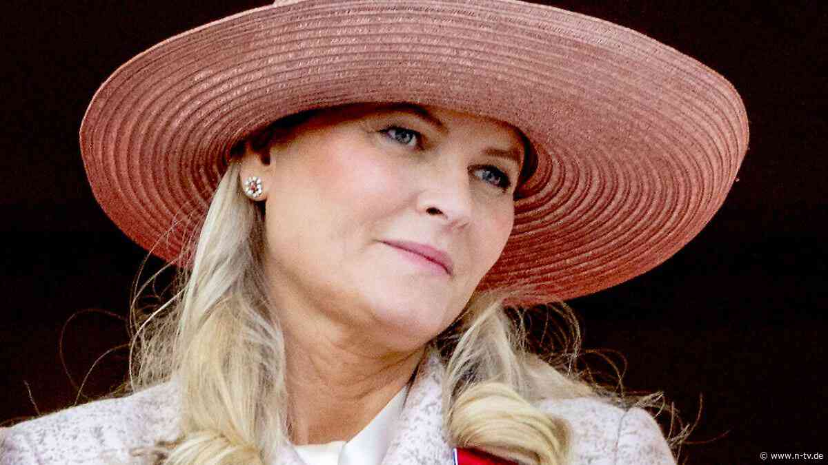 Gratulation mit Familienbild : Kein neues Foto von Mette-Marit zum 53. Geburtstag 