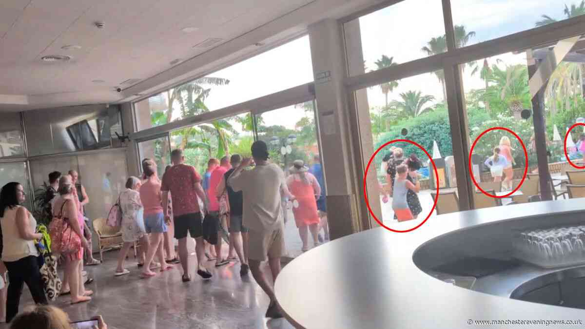 Holidaymakers at Spanish hotel battle for sunbeds as 'absolute carnage' sees man fall over