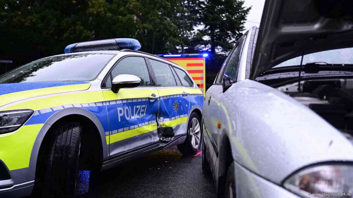 Seniorin (91) rammt Polizeiauto gleich zweimal – dann greift eine Beamtin durch