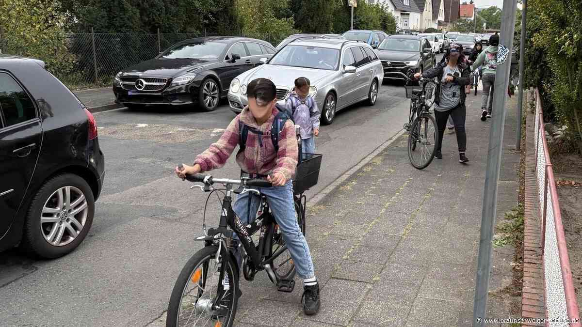 Stadt verbannt Elterntaxis: So klappt es mit Gifhorns erster Schulstraße