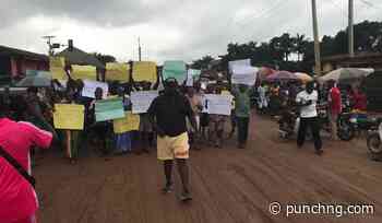 Anambra community protests planned demolition of houses for power project