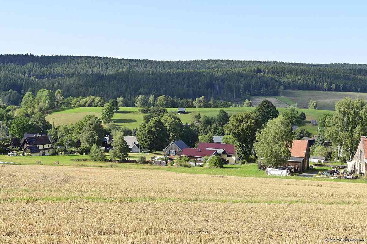 Trinkwasser knapp: Warum ein Dorf im Vogtland jetzt Wasserlieferungen benötigte