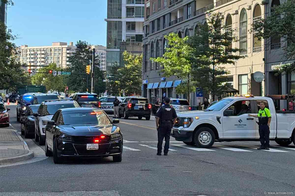 DEVELOPING: Suspicious package in office building shuts down road in Ballston
