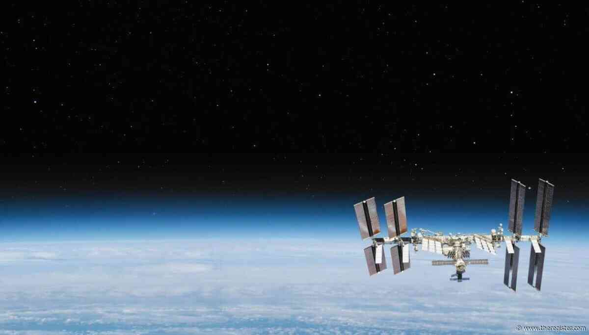 ISS spacewalkers discover there's no such thing as a quick antenna job