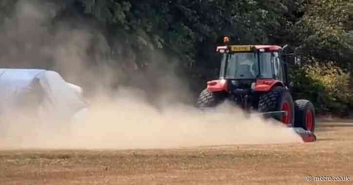 Council use tractor to kick up dust and force traveller caravans out