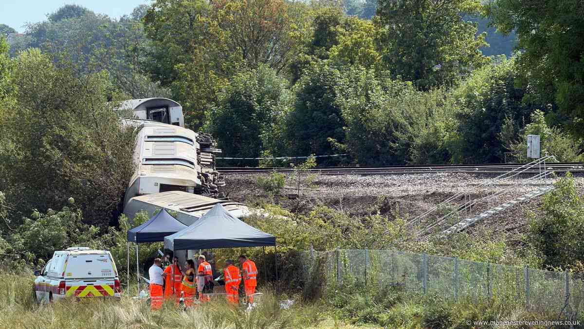 East Sussex derailment probe focusing on hot weather as track appears to have buckled before incident that injured 30