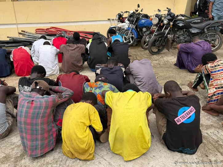 FCT police arrest 10 traffic robbers, 20 one-way offenders