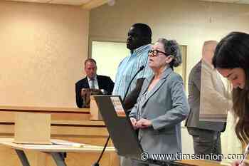 Ex-state auditor sentenced for stealing $400K from Orange County town