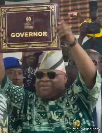 Adeleke unveils N500m fund, scholarships for Osun pre-election violence victims