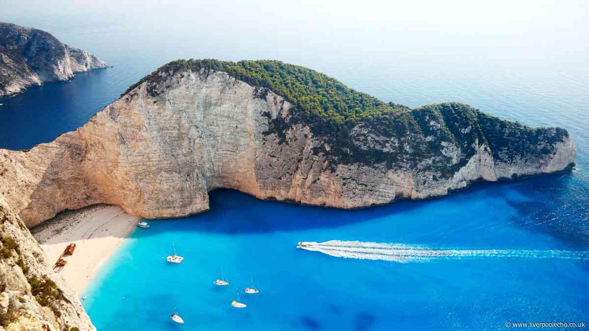 British man, 34, dies in Zante after struggling in Greek waters