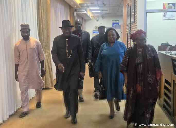 Jonathan arrives Uganda for Cavendish University graduation