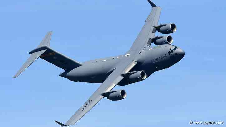 Mysterious Russian 'space activity' causes US Air Force flight to Antarctica to turn around: report