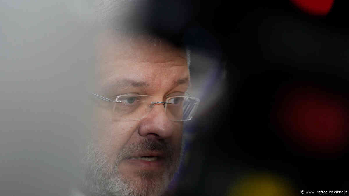 “La banca statale ucraina Sense Bank usata per ripulire i soldi della cauzione dell’ex ministro di Zelensky”: la ricostruzione dei pm nell’inchiesta anticorruzione