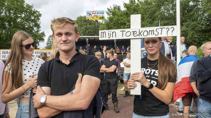 Boeren zijn boos en dat laten ze merken tijdens stikstofmars door Drenthe: ’Die Kamerbrief van Van Essen moet van tafel’