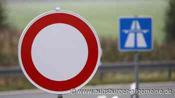 A8 bei Augsburg nach Auffahrunfall mit vier Lkws komplett gesperrt