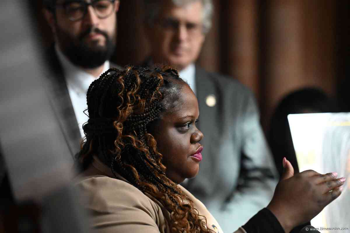 Victims services groups want more stable funding mechanisms from New York
