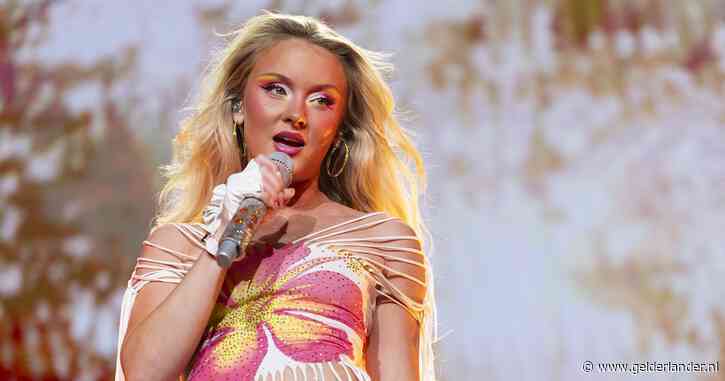Zara Larsson wil goedkopere tickets regelen voor volgende tournee na kritiek: ‘Maar ik verdien geen fortuin’