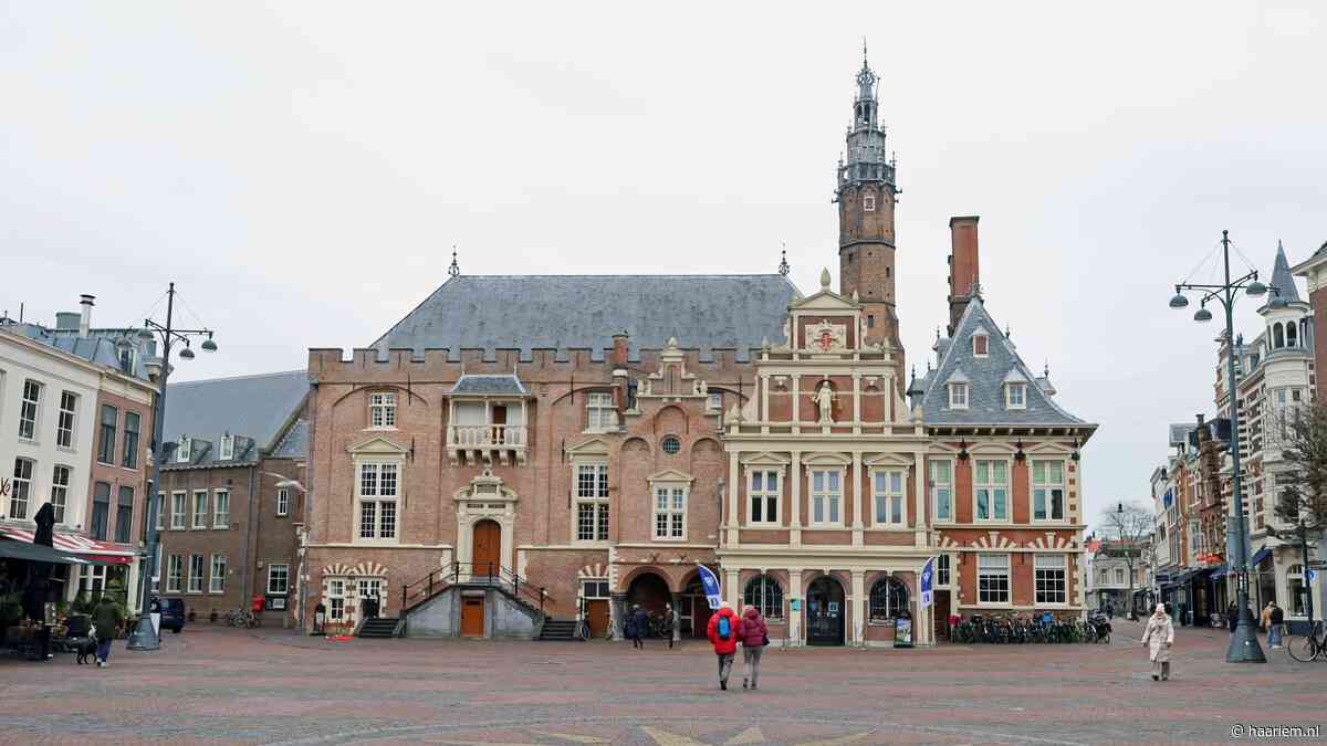 Militaire ceremonie op Grote Markt